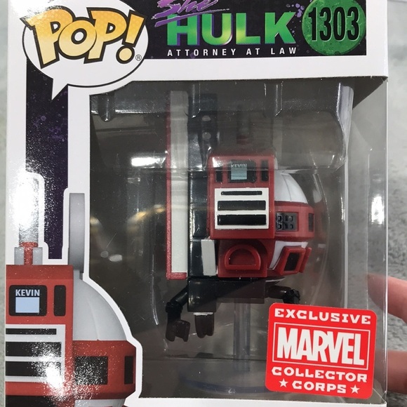 Marvel Collector Corps Funko Pop Disney + Collector Box 2Tees !!! - Picture 7 of 14